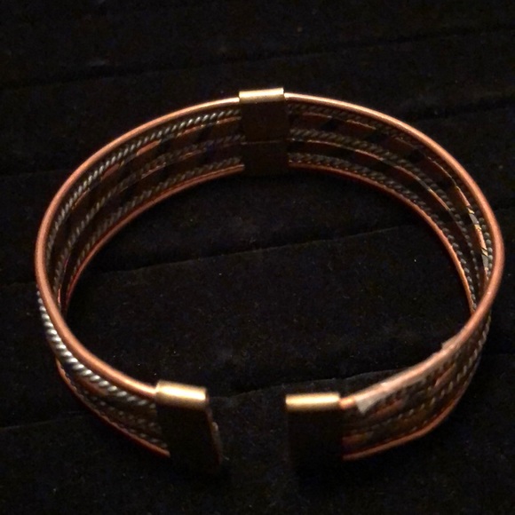 Menβs Handmade Mixed Metal Bracelet - Picture 4 of 5